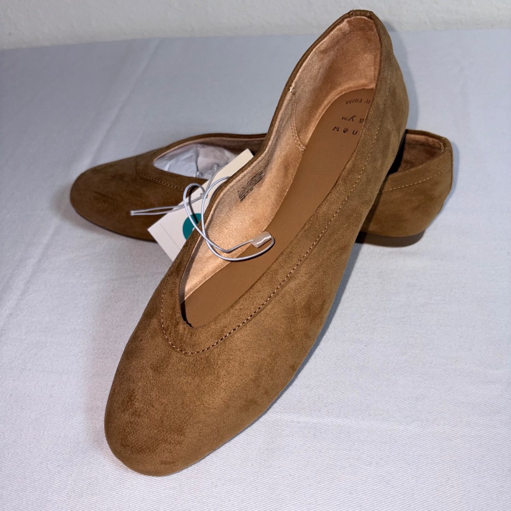 A New Day neve Ballet Flats 8 Cognac Brown  Faux Suede V-Cut Memory Foam Insole